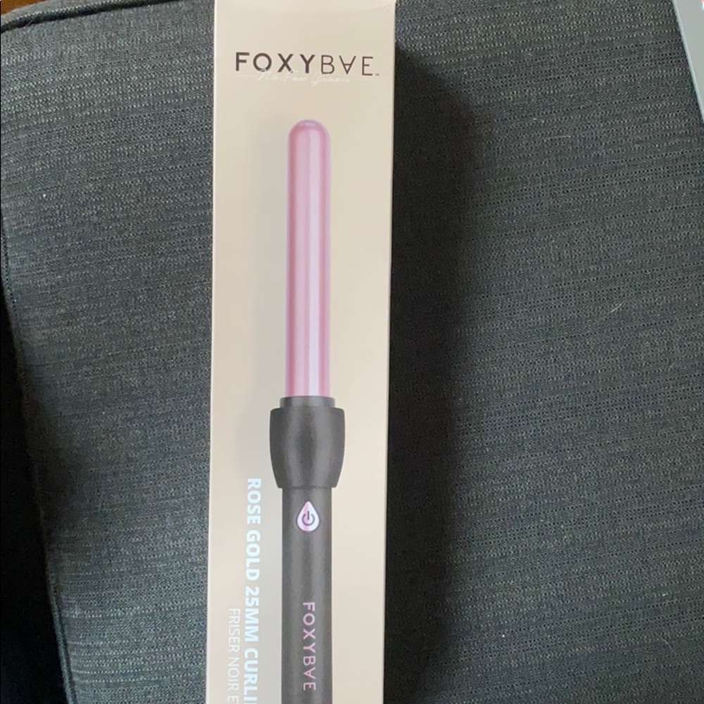 Foxy Bae Curling Wand